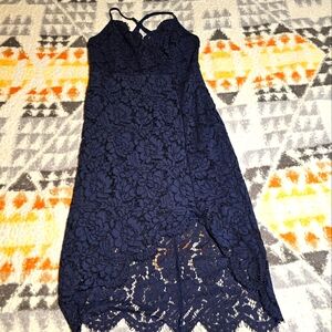 Girls Lulus Navy Lace Dress 👗 Size Small